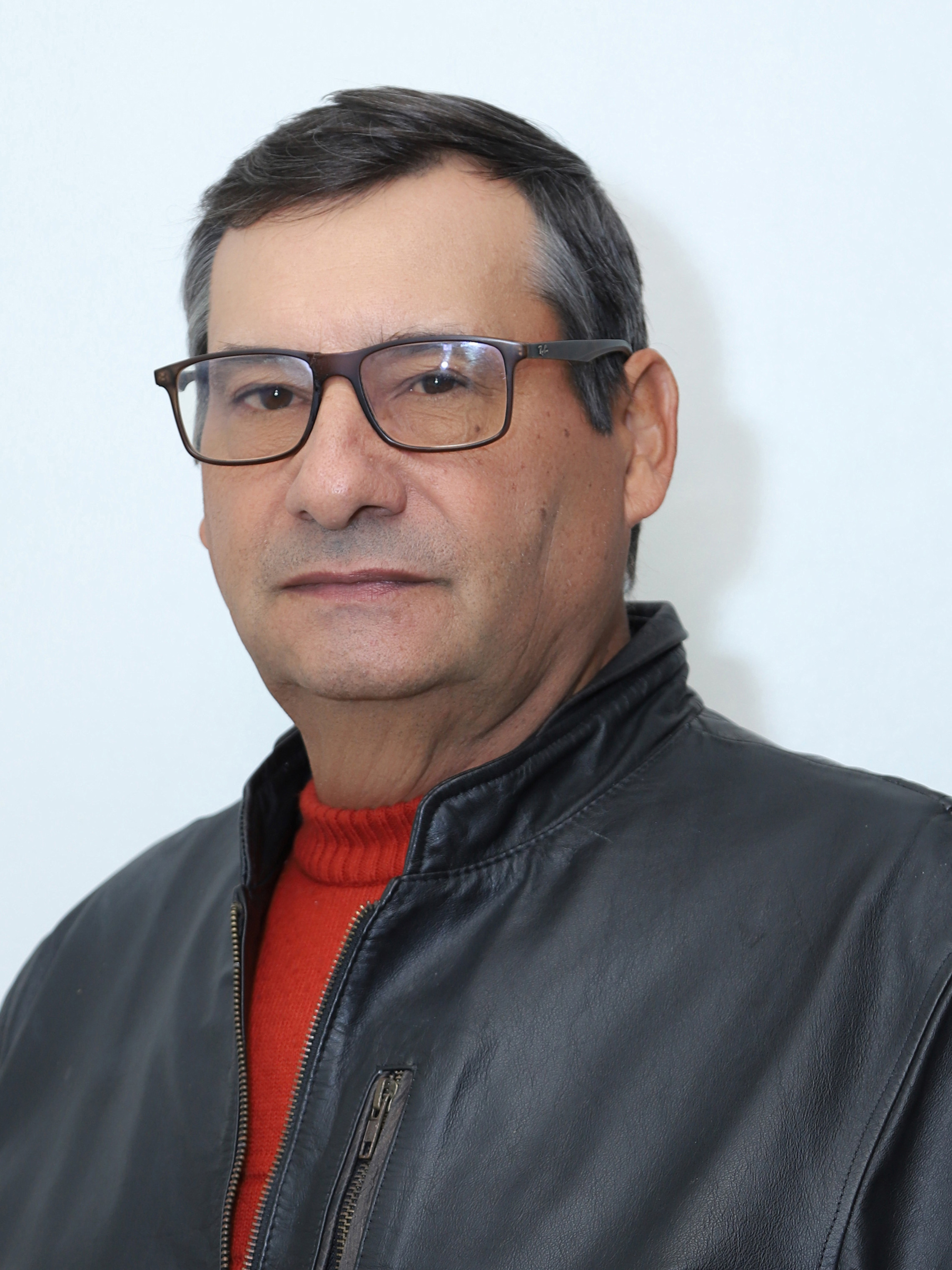 ADIR PAULO LOUREIRO DE MELO